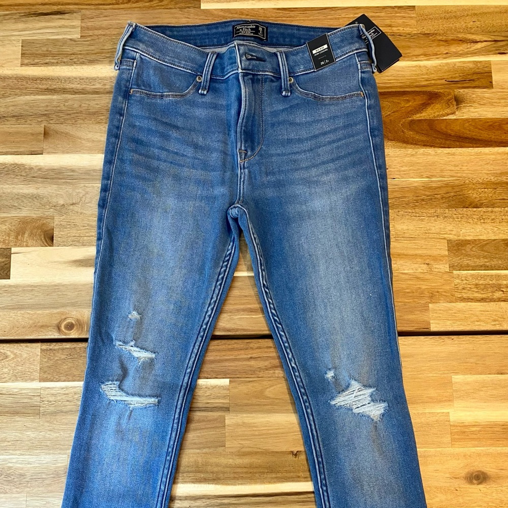 Abercrombie & Fitch Midrise Jean Legging